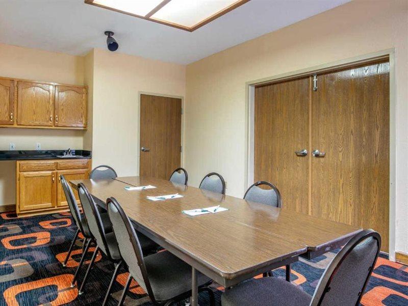 Quality Inn Rogersville Экстерьер фото